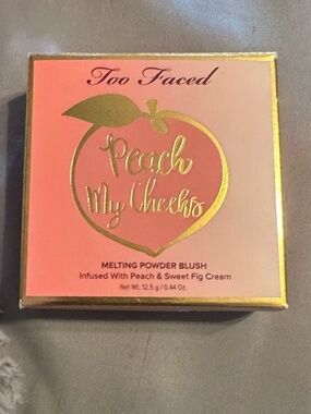 New Too Faced Melting powder blush in Pinch My Peach